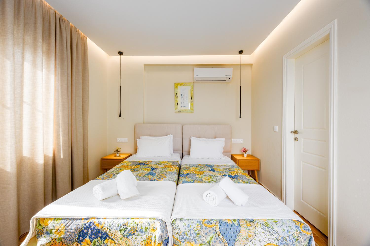 Villa Eleni Agios Stephanos Сидари Екстериор снимка